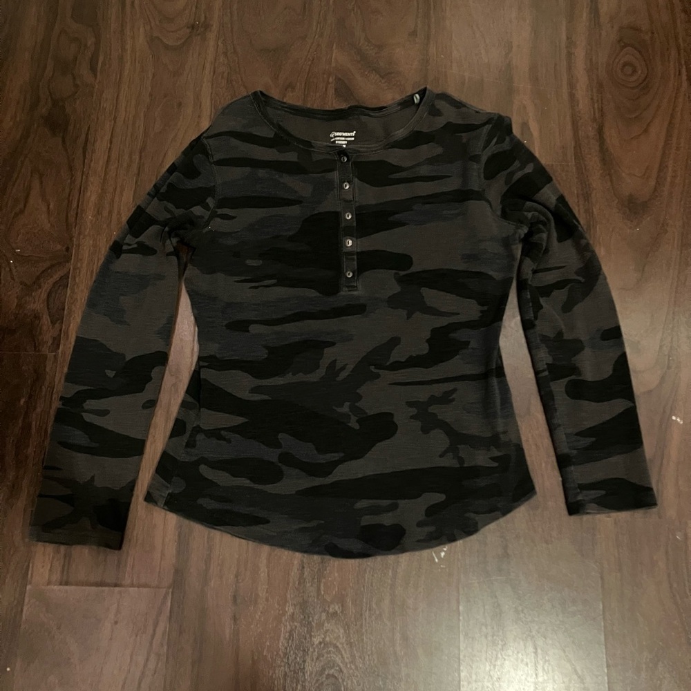 Camoflauge Dark Purple Henley